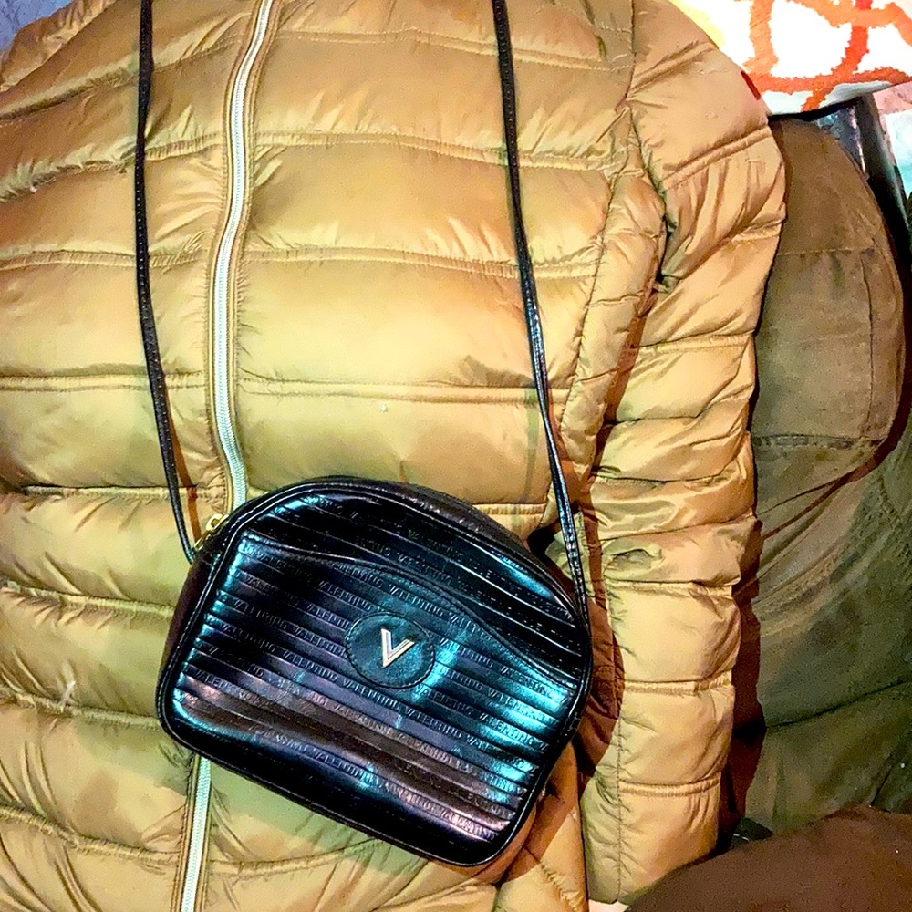 Vintage Authentic Mario Valentino shoulder/crossbody bag